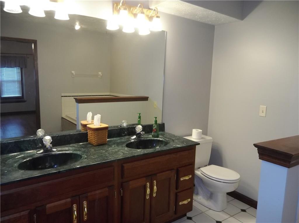 11860 Shannon Pointe Road Indianapolis, IN 46229 - Photo 25 of 37 Gallery Image 25