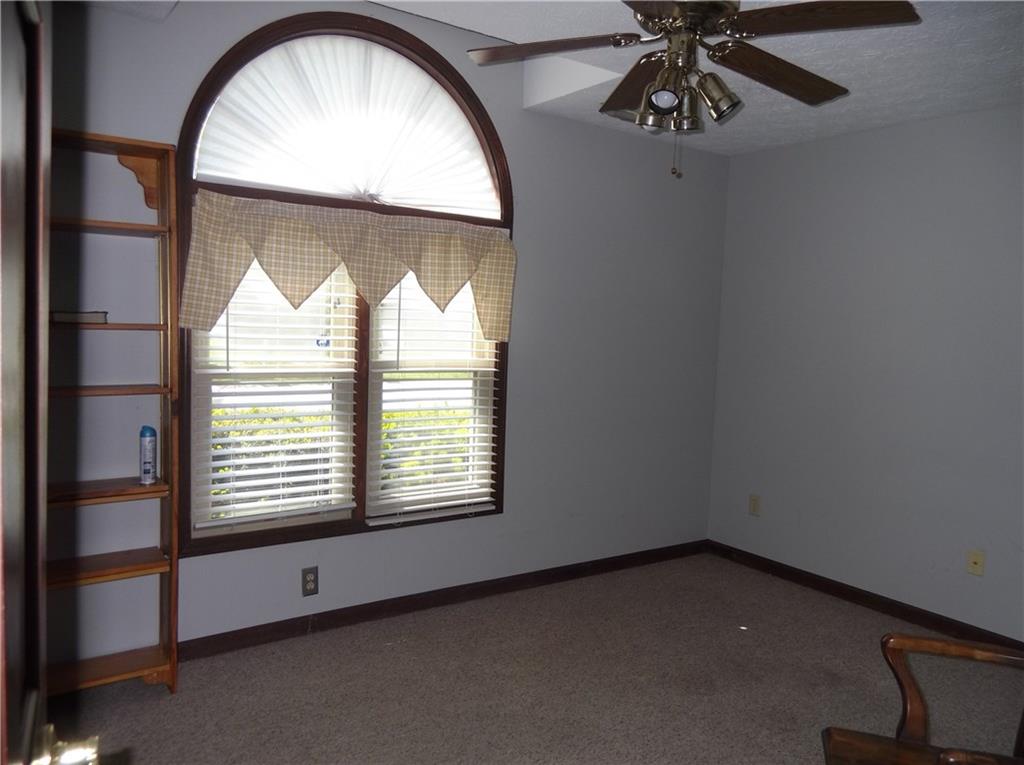 11860 Shannon Pointe Road Indianapolis, IN 46229 - Photo 28 of 37 Gallery Image 28
