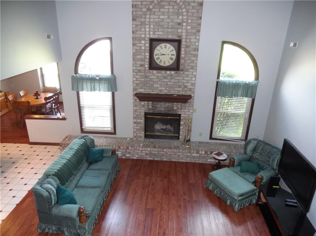 11860 Shannon Pointe Road Indianapolis, IN 46229 - Photo 8 of 37 Gallery Image 8