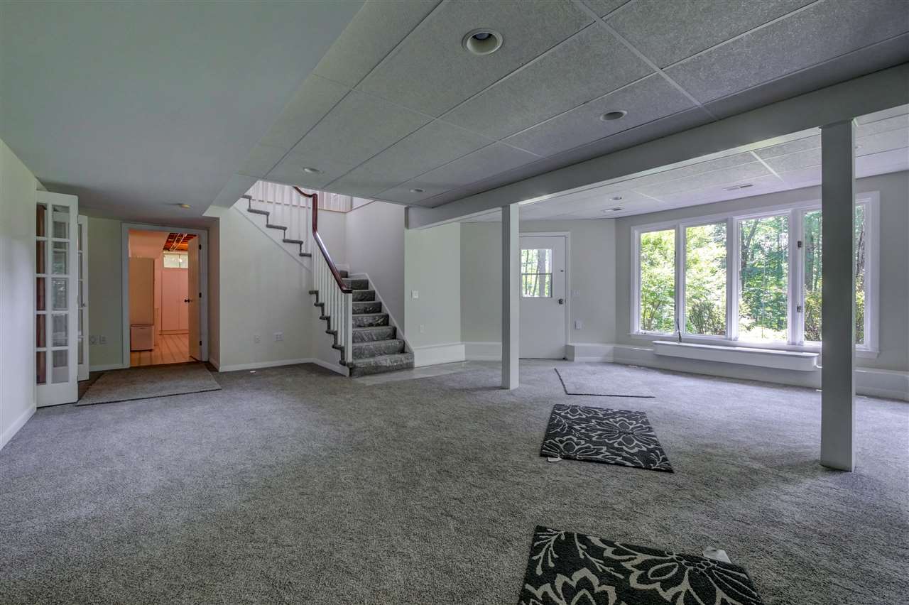 9 Hemlock Hill Road Amherst, NH 03031 - Photo 22 of 40