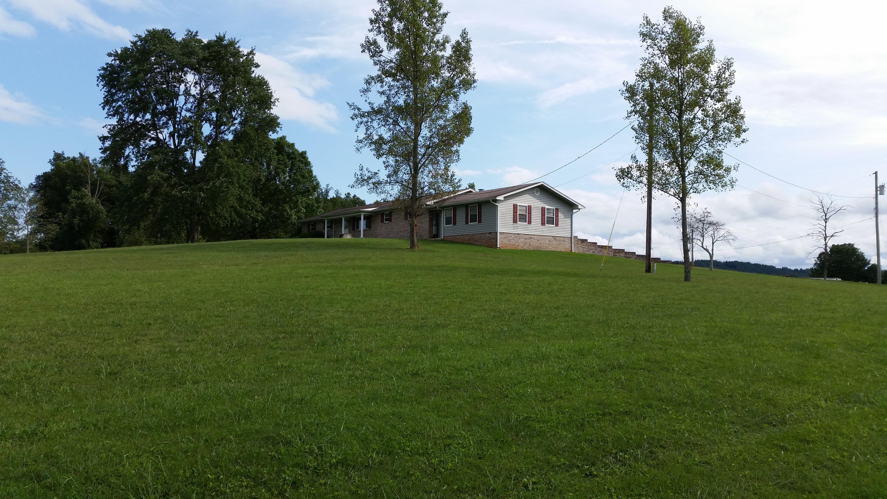 115 Stripling Road Oliver Springs, TN 37840 - Photo 2 of 2 20150820_172844