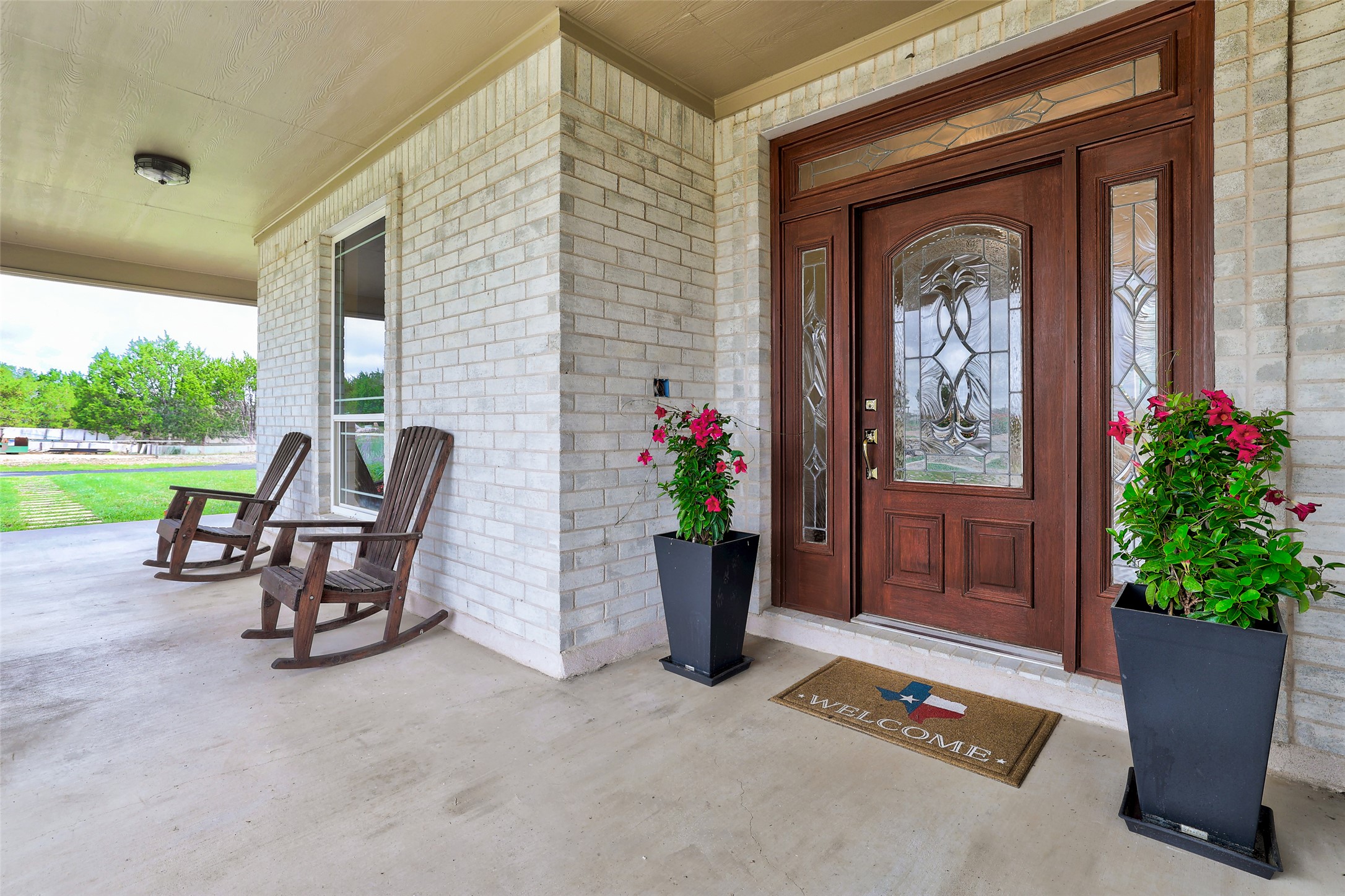 404 Mustang Way Georgetown, TX 78633 - Photo 6 of 40