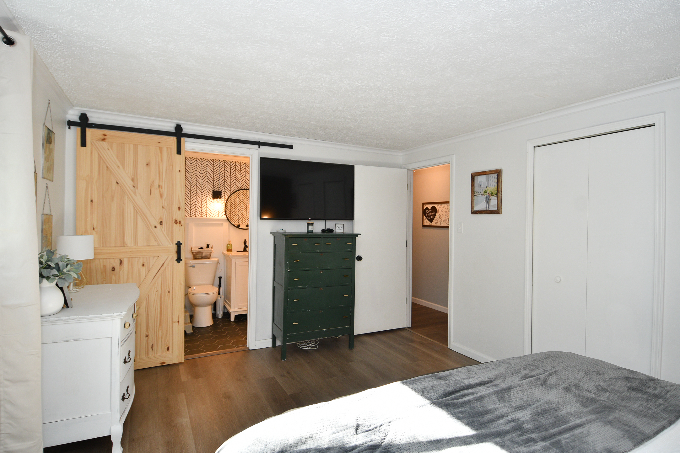 1185 Apple Valley Road Greenwood, IN 46142 - Photo 12 of 36 Gallery Image 12
