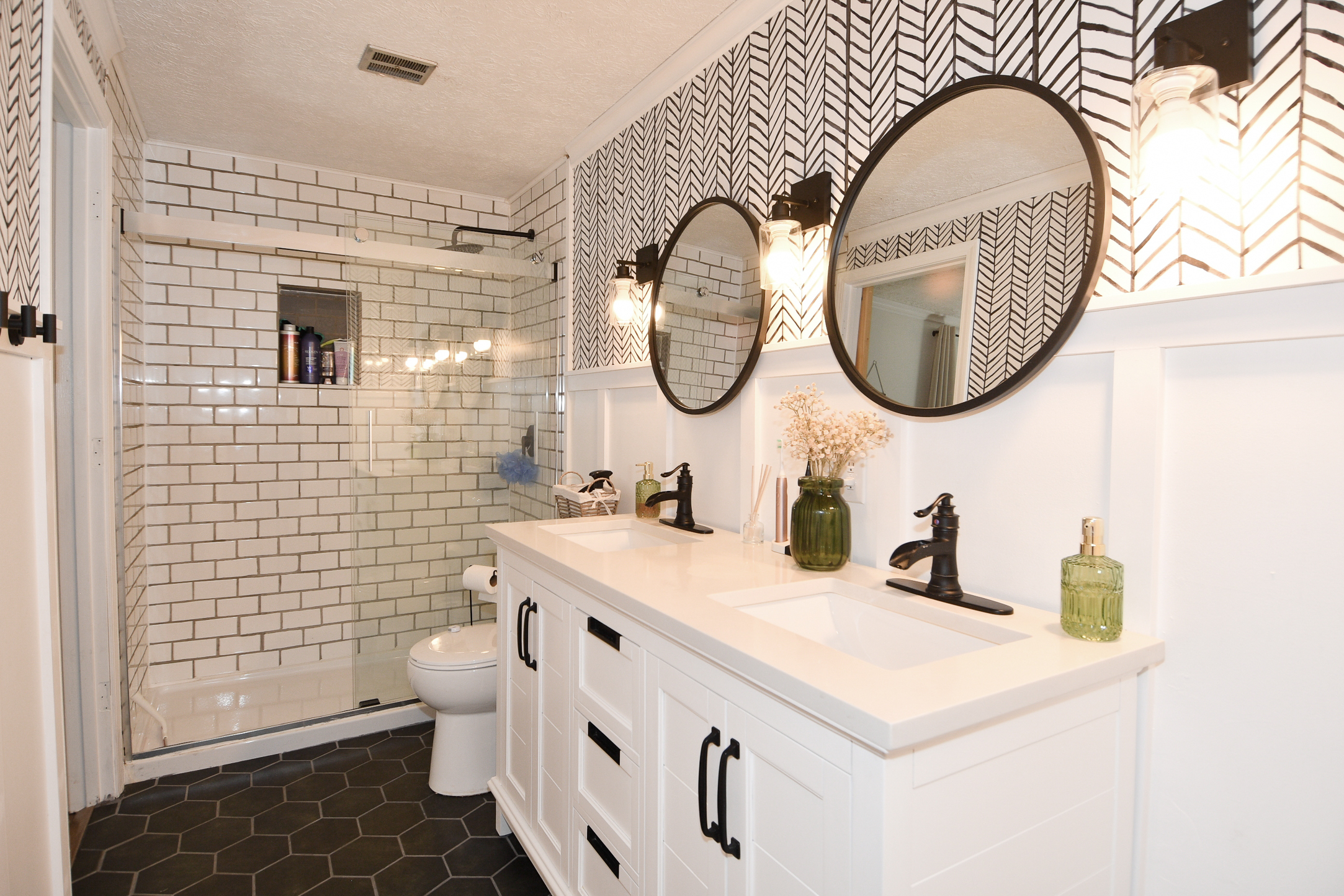 1185 Apple Valley Road Greenwood, IN 46142 - Photo 13 of 36 Gallery Image 13