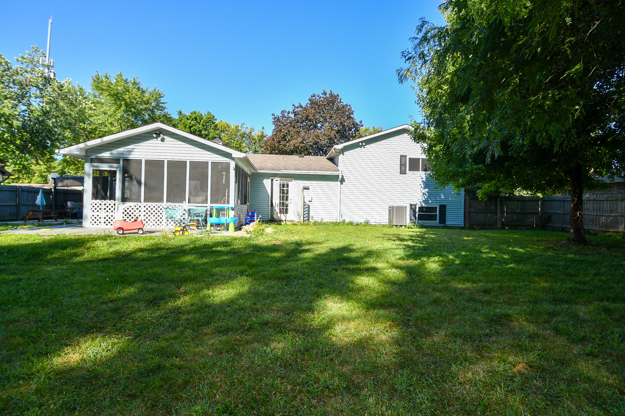 1185 Apple Valley Road Greenwood, IN 46142 - Photo 31 of 36 Gallery Image 31