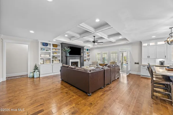 $1,900,000 | 102 Olde Point Loop, Hampstead, NC 28443