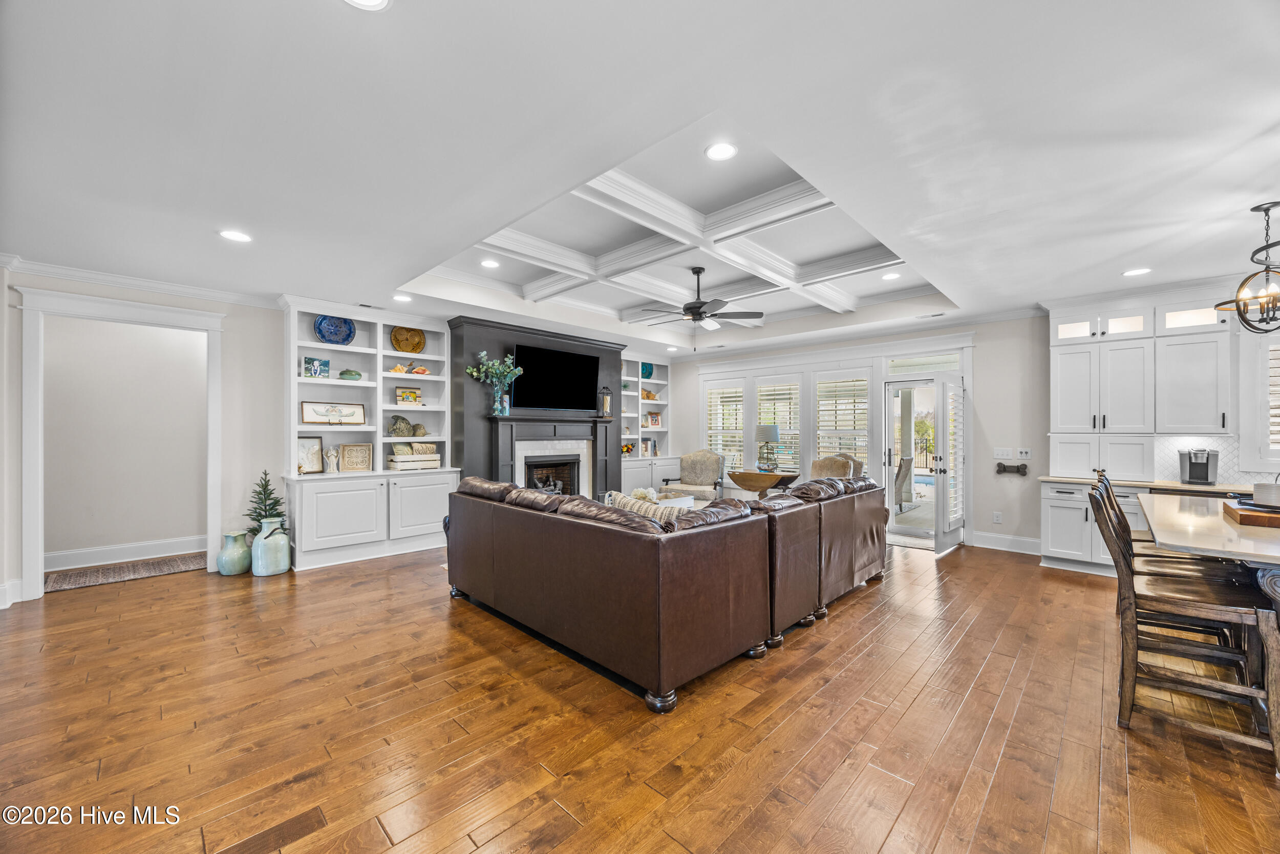 102 Olde Point Loop Hampstead, NC 28443 - Photo 16 of 82 16_living room