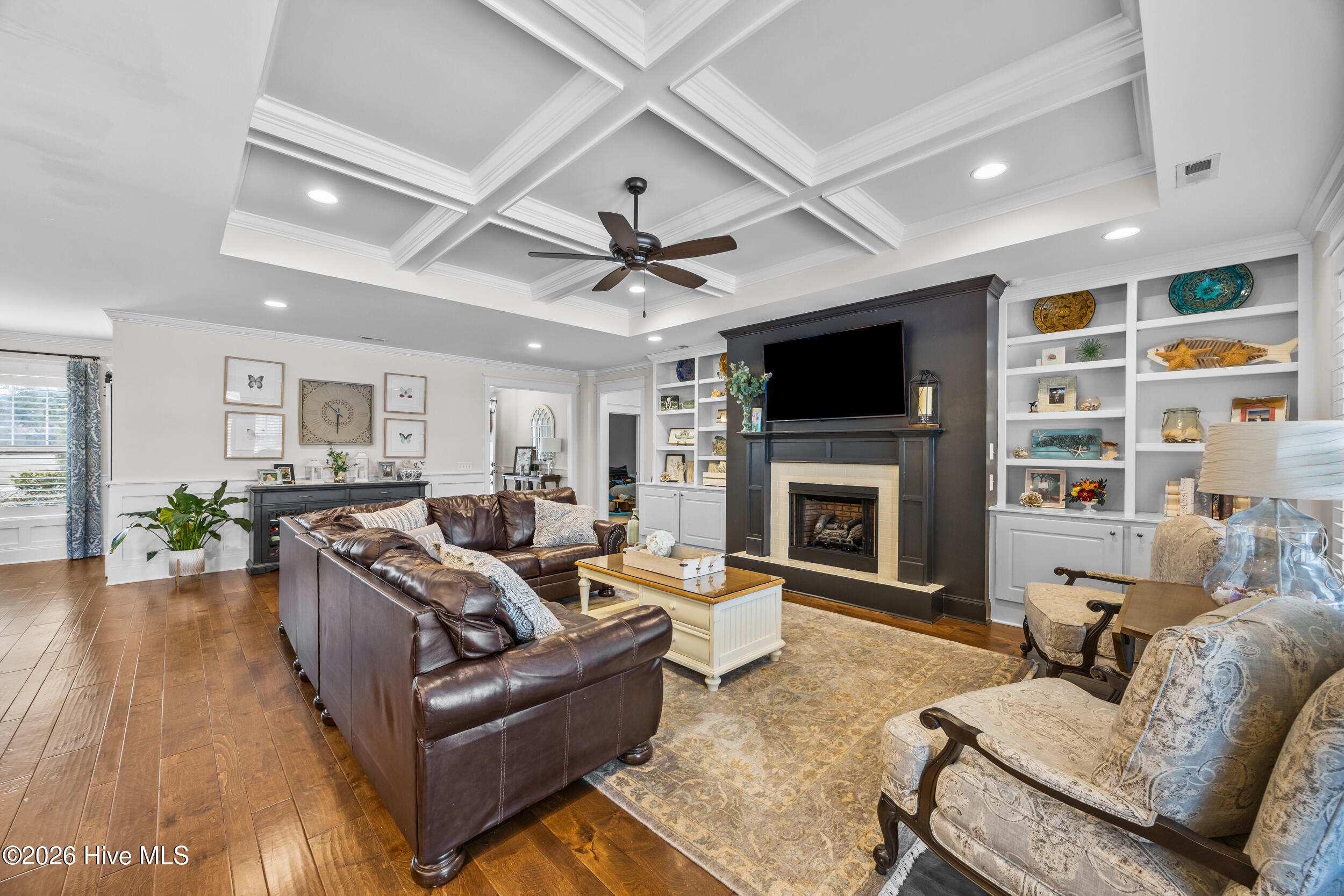102 Olde Point Loop Hampstead, NC 28443 - Photo 17 of 82 17_living room