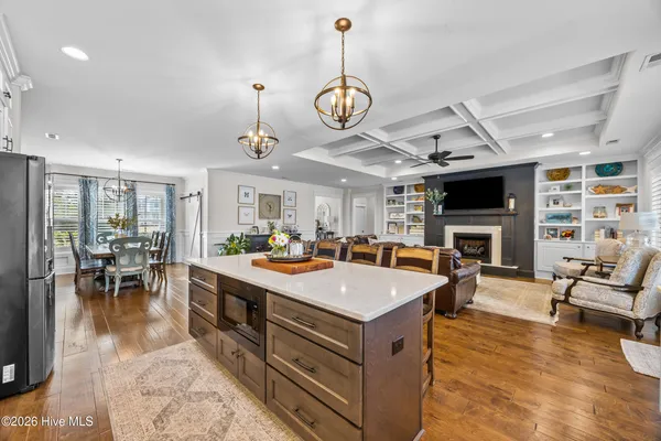 $1,900,000 | 102 Olde Point Loop, Hampstead, NC 28443