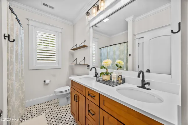 $1,900,000 | 102 Olde Point Loop, Hampstead, NC 28443