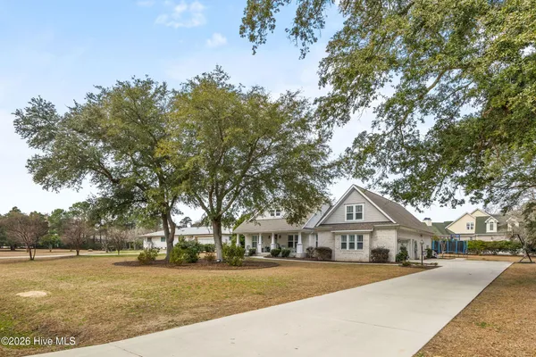 $1,900,000 | 102 Olde Point Loop, Hampstead, NC 28443
