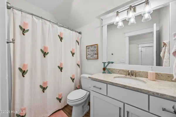 $1,900,000 | 102 Olde Point Loop, Hampstead, NC 28443