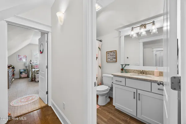 $1,900,000 | 102 Olde Point Loop, Hampstead, NC 28443