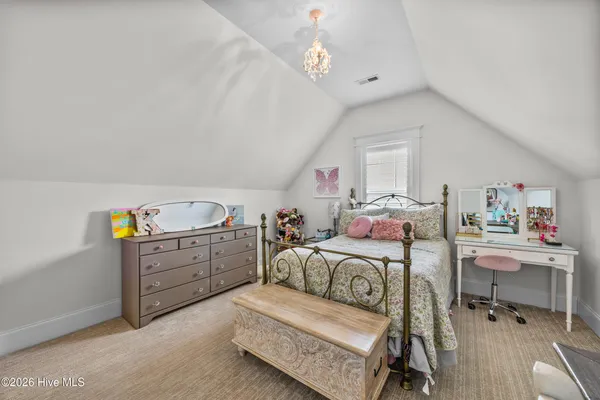 $1,900,000 | 102 Olde Point Loop, Hampstead, NC 28443