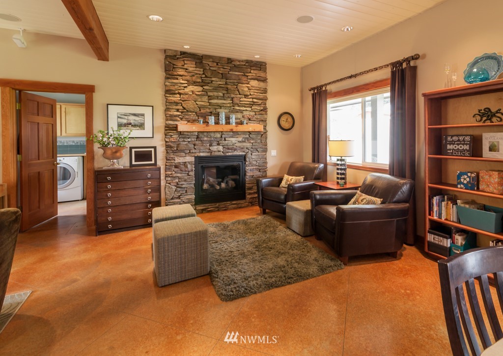 269 West Axton Road Bellingham, WA 98226 - Photo 9 of 25