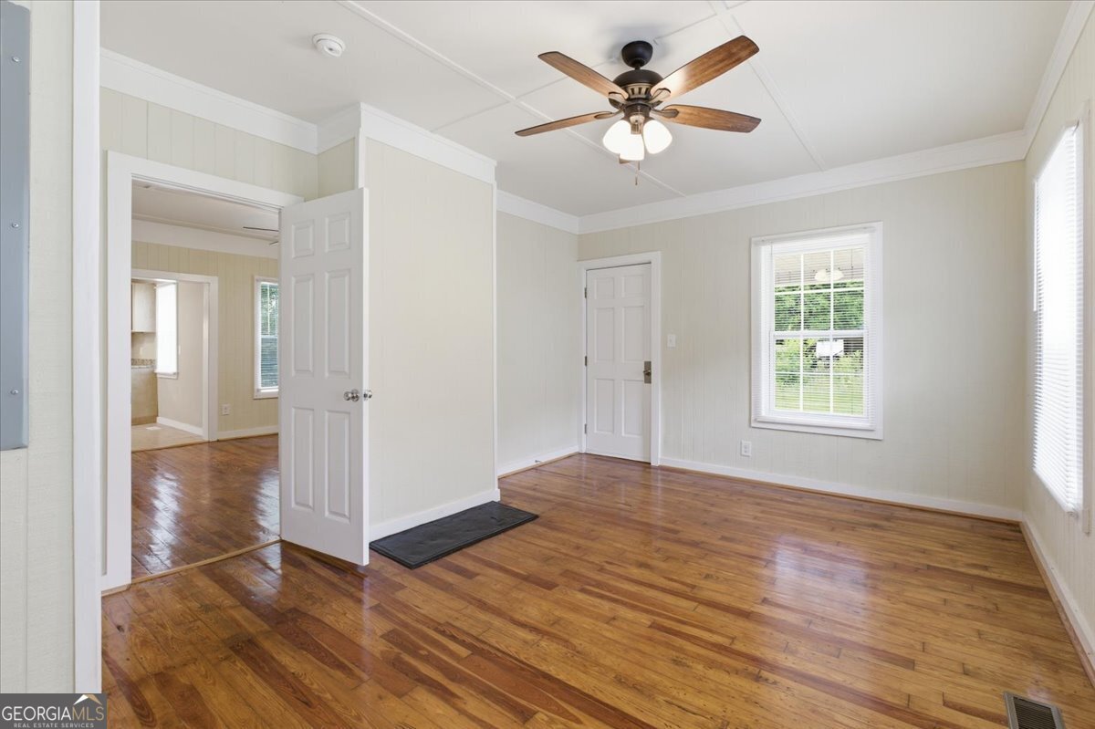305 Grove Avenue Southeast Lindale, GA 30147 - Photo 18 of 36