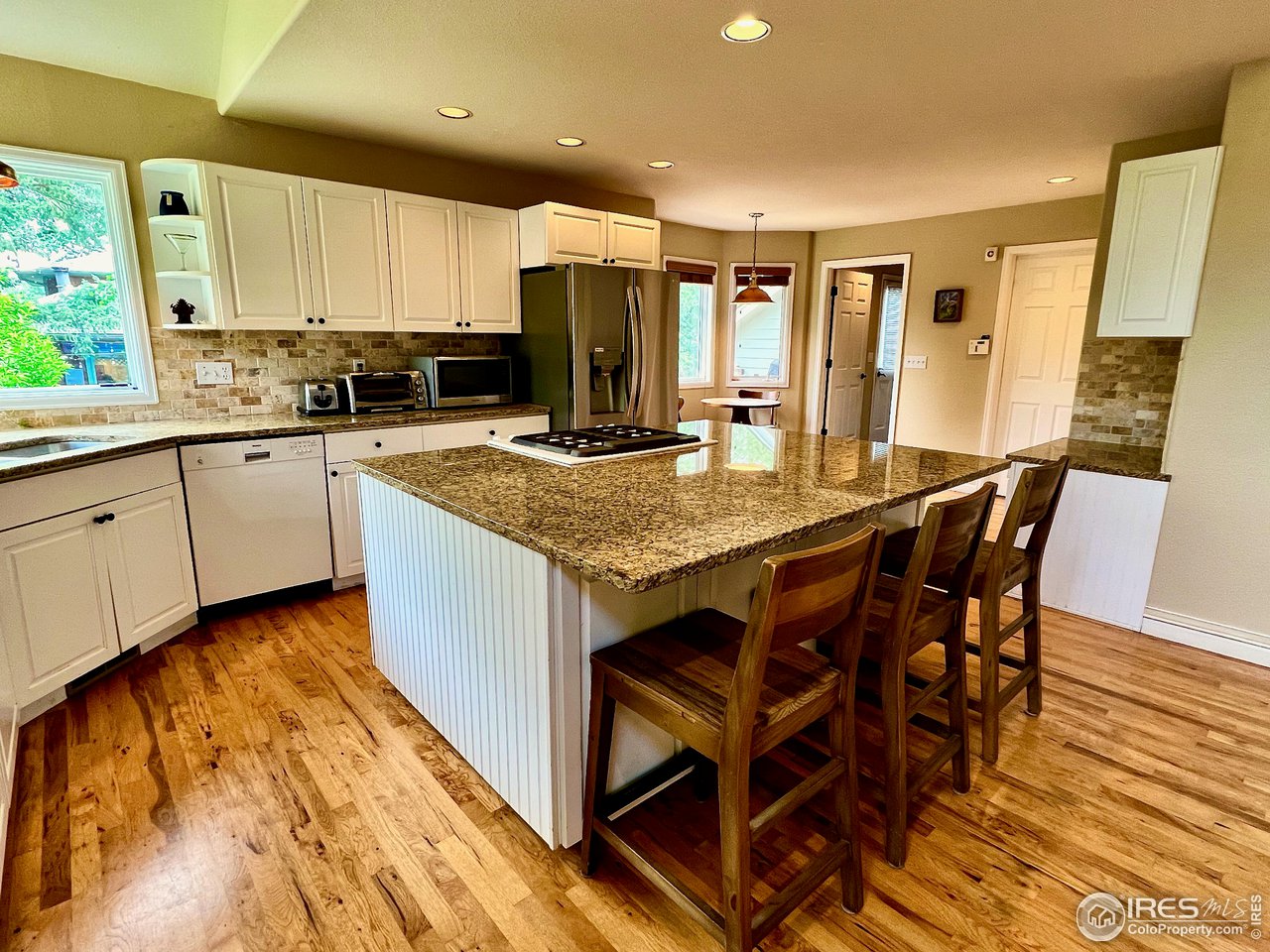 4086 26th Street Boulder, CO 80304 - Photo 9 of 40 kitchen