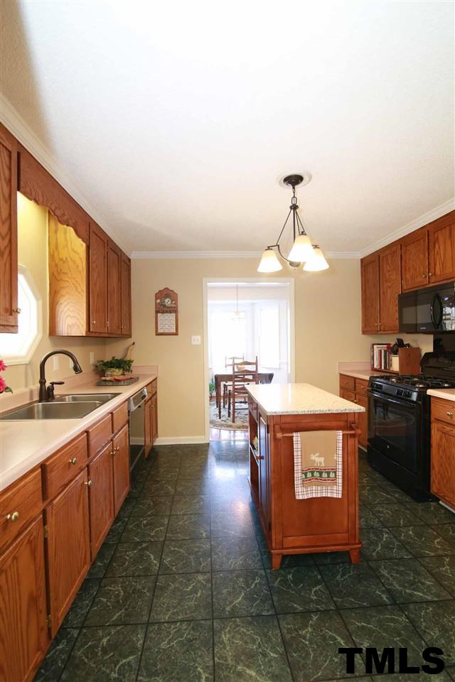 685 Wilson Jones Road Clayton, NC 27520 - Photo 6 of 25 Gallery Image 6