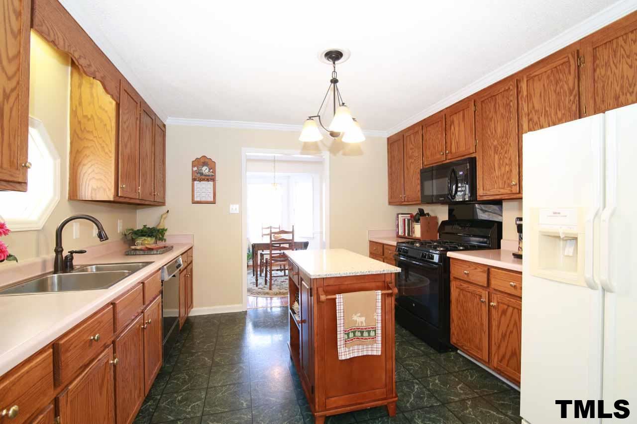 685 Wilson Jones Road Clayton, NC 27520 - Photo 7 of 25 Gallery Image 7