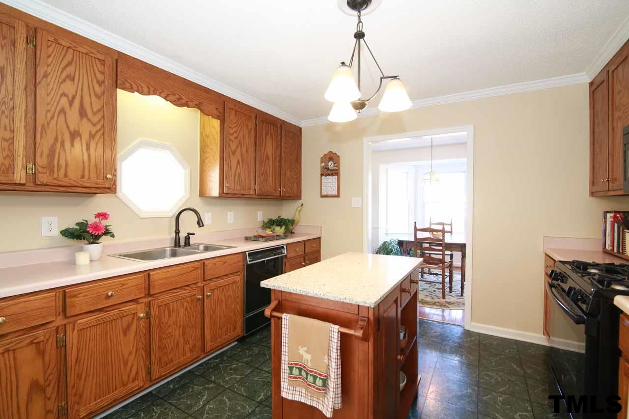 685 Wilson Jones Road Clayton, NC 27520 - Photo 8 of 25 Gallery Image 8