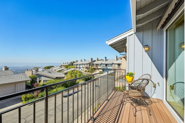 $1,249,000 | 105 Starview Court, Oakland, CA 94618