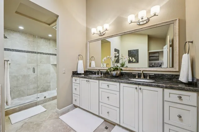 $1,249,000 | 105 Starview Court, Oakland, CA 94618