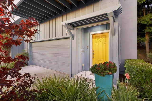 $1,249,000 | 105 Starview Court, Oakland, CA 94618