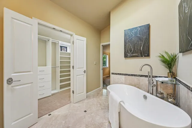 $1,249,000 | 105 Starview Court, Oakland, CA 94618