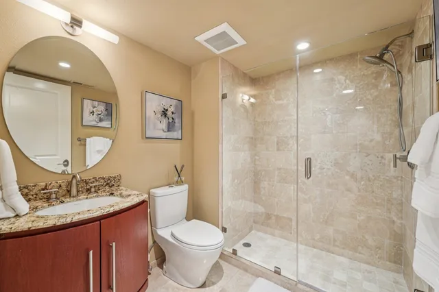 $1,249,000 | 105 Starview Court, Oakland, CA 94618