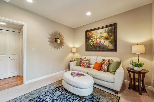 $1,249,000 | 105 Starview Court, Oakland, CA 94618