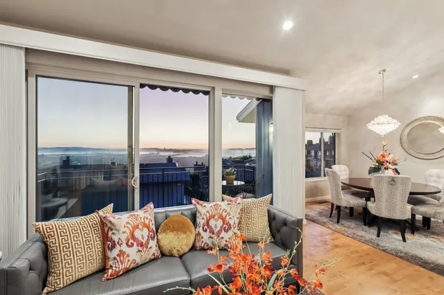 $1,249,000 | 105 Starview Court, Oakland, CA 94618