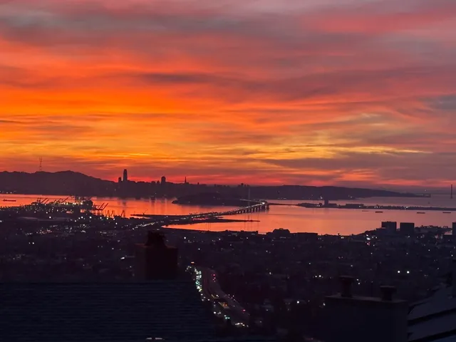 $1,249,000 | 105 Starview Court, Oakland, CA 94618