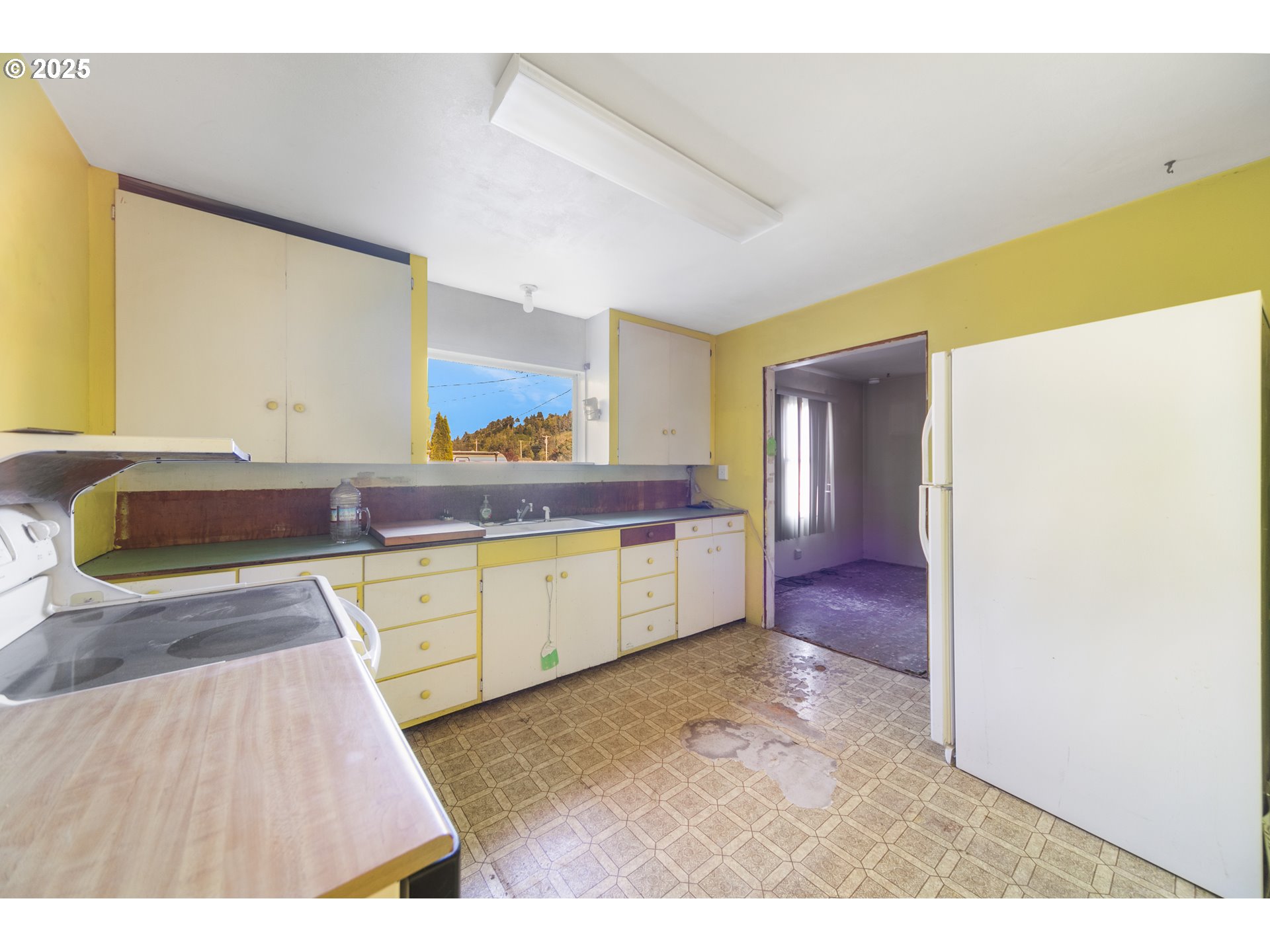 845 Myrtle Avenue Reedsport, OR 97467 - Photo 6 of 24 Gallery Image 6