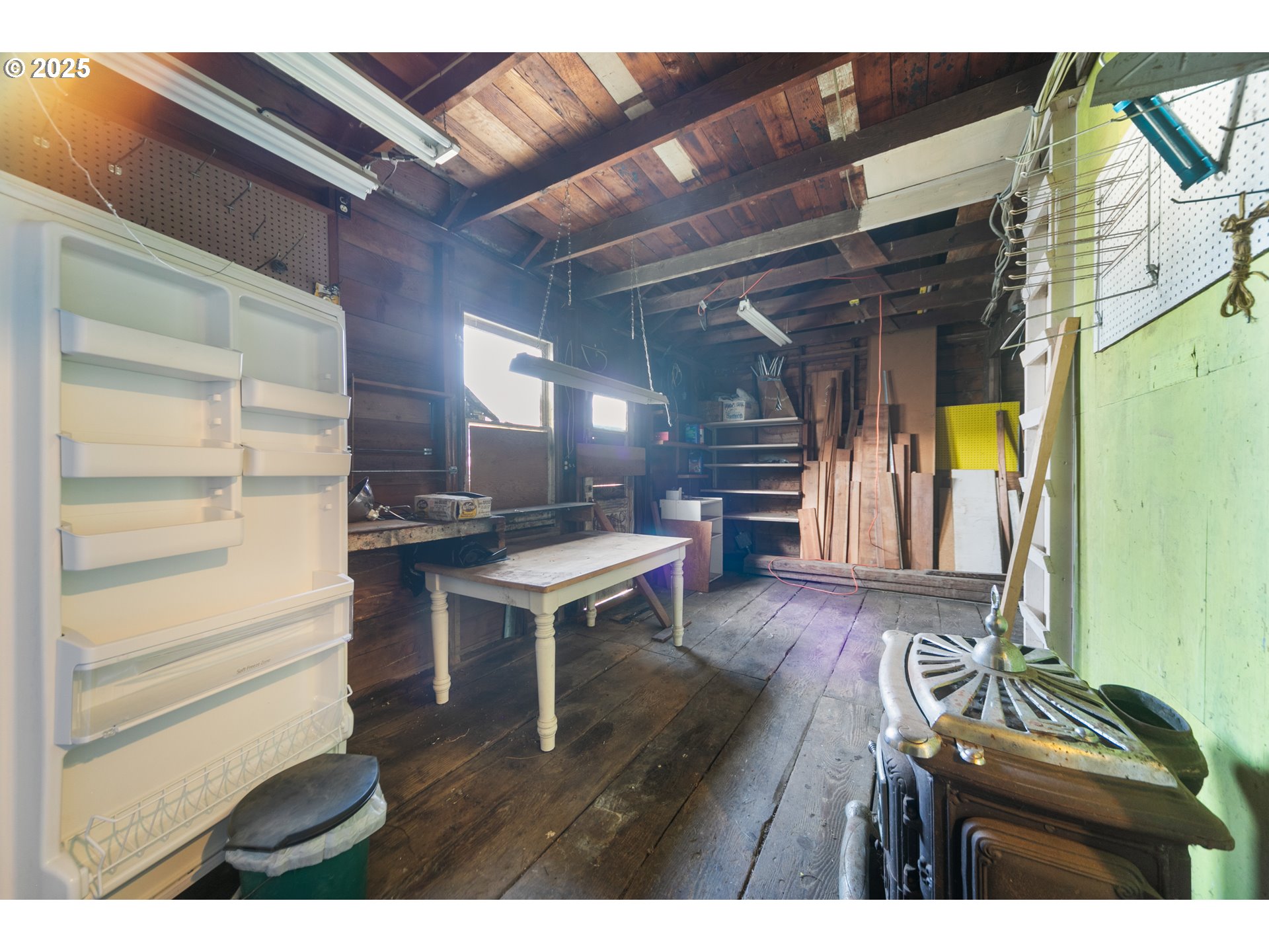 845 Myrtle Avenue Reedsport, OR 97467 - Photo 9 of 24 Gallery Image 9