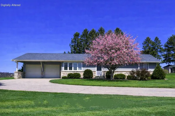 $368,900 | W2428 County Road O, Ashippun, WI 53066