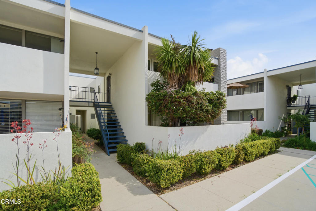 1341 Edgewood Way, Unit 23 Oxnard, CA 93030 - Photo 3 of 39