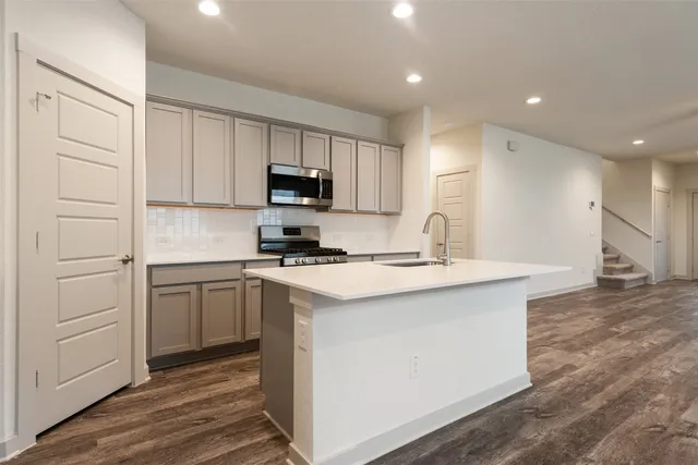 $2,095 | 289 Deserti Road, Leander, TX 78641