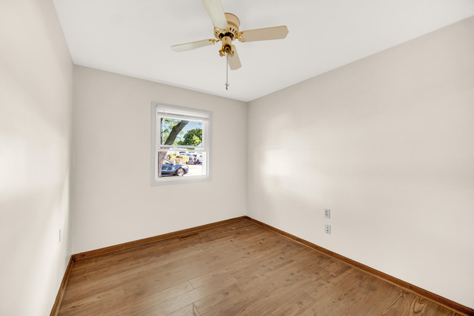 716 Fremont Road Valparaiso, IN 46385 - Photo 11 of 21 1620x1080