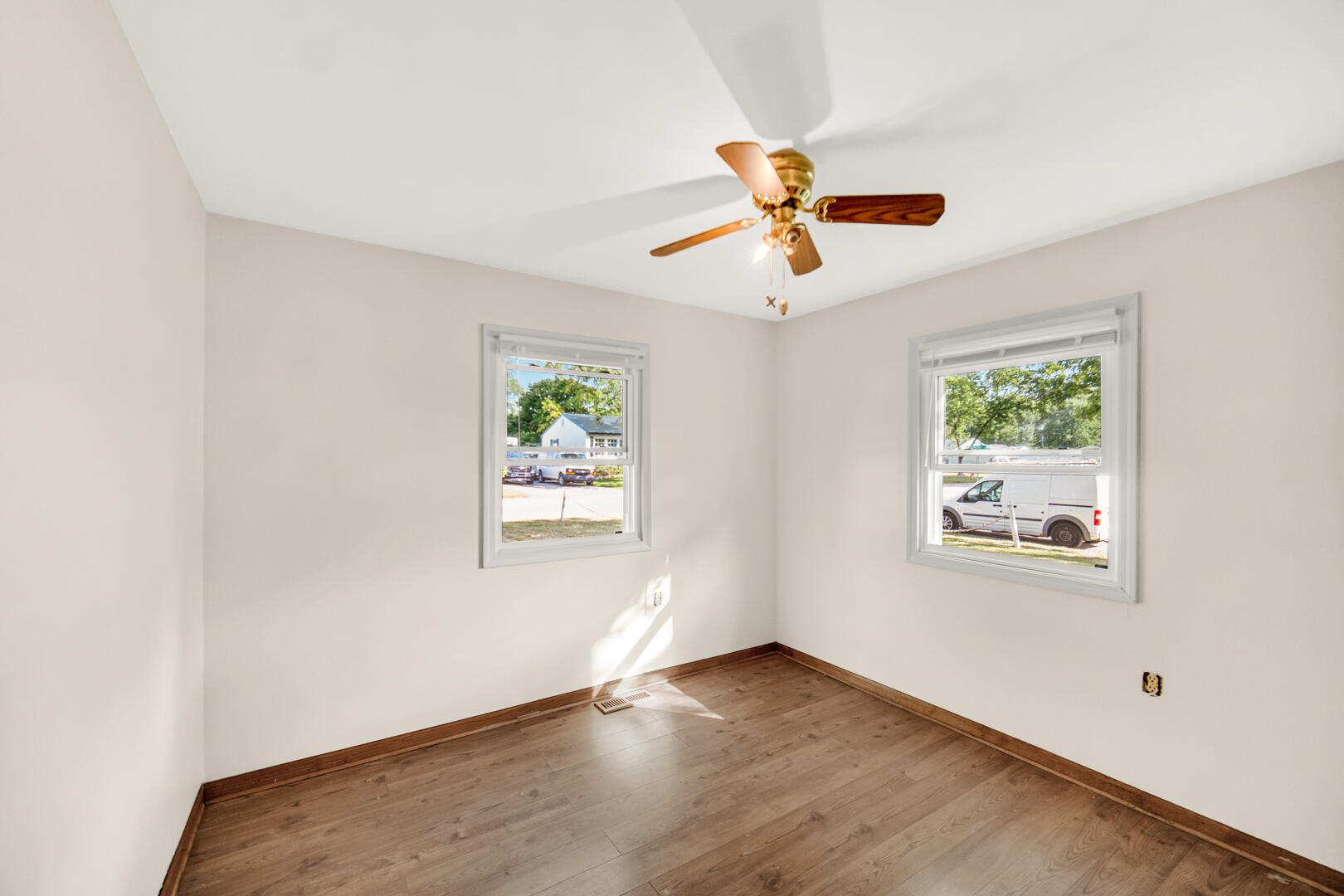 716 Fremont Road Valparaiso, IN 46385 - Photo 7 of 21 1620x1080