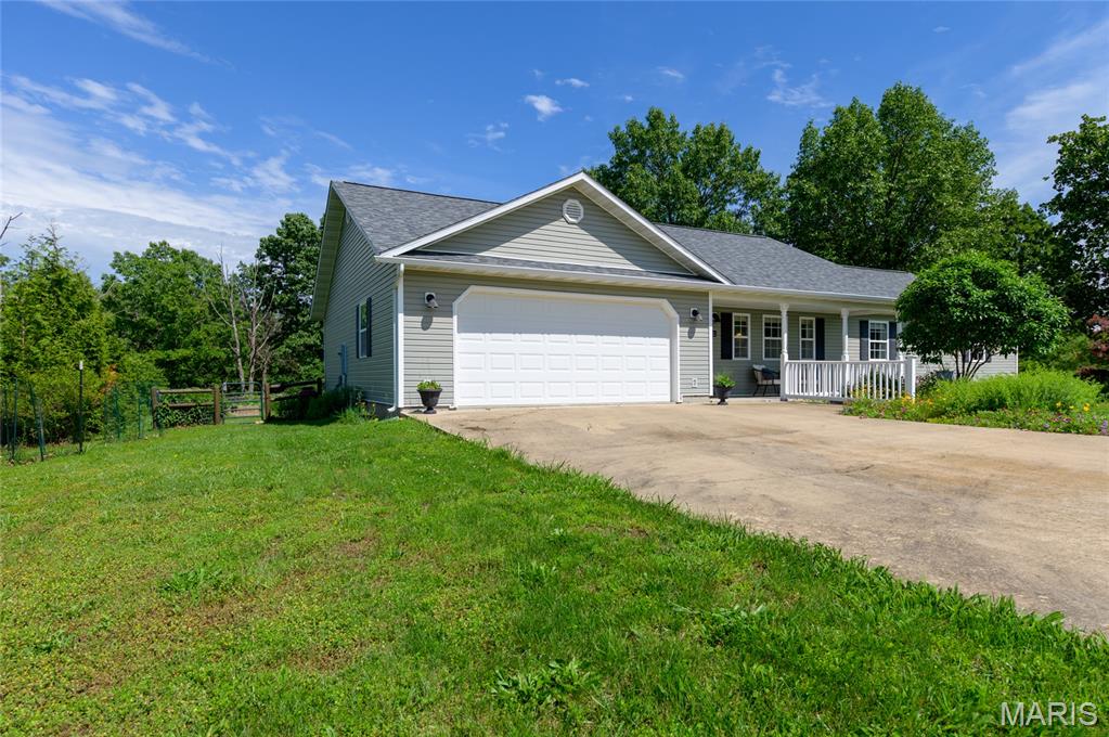 23841 Raspberry Lane Waynesville, MO 65583 - Photo 2 of 70