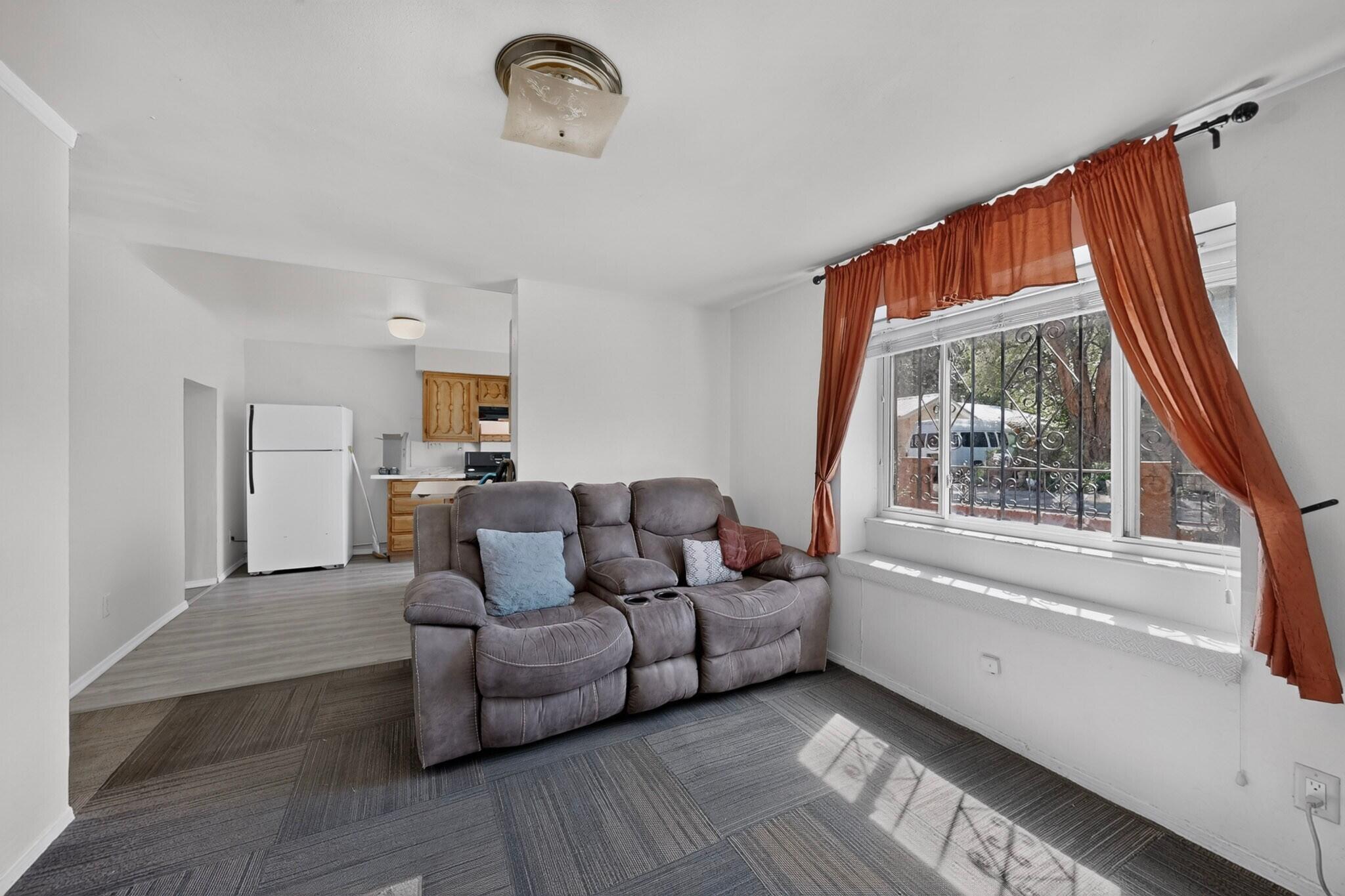 2215 Hooper Road Southwest Albuquerque, NM 87105 - Photo 11 of 67 Gallery Image 11