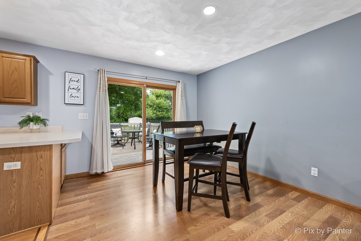 2614 33rd Street Zion, IL 60099 - Photo 11 of 28