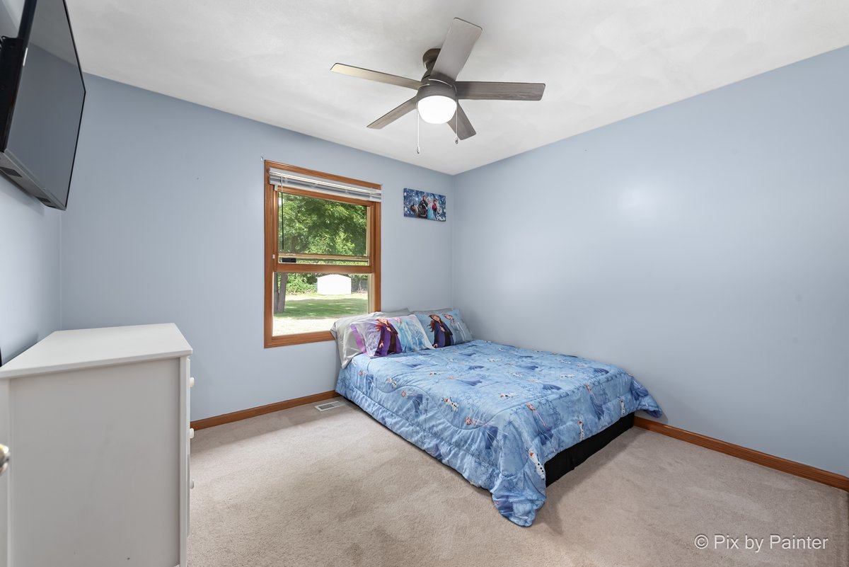 2614 33rd Street Zion, IL 60099 - Photo 16 of 28