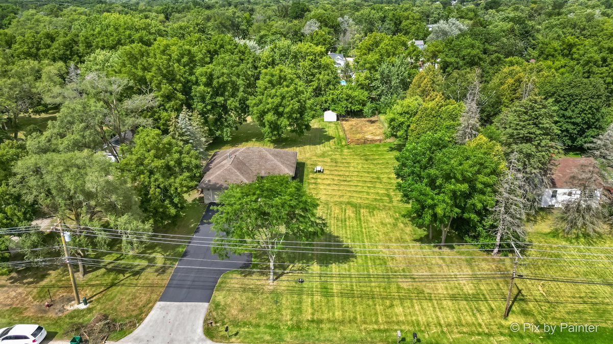 2614 33rd Street Zion, IL 60099 - Photo 2 of 28