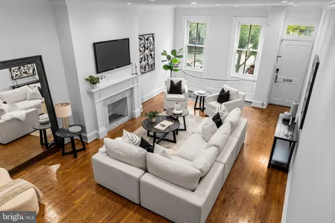 $1,750,000 | 2222 Locust Street, Philadelphia, PA 19103