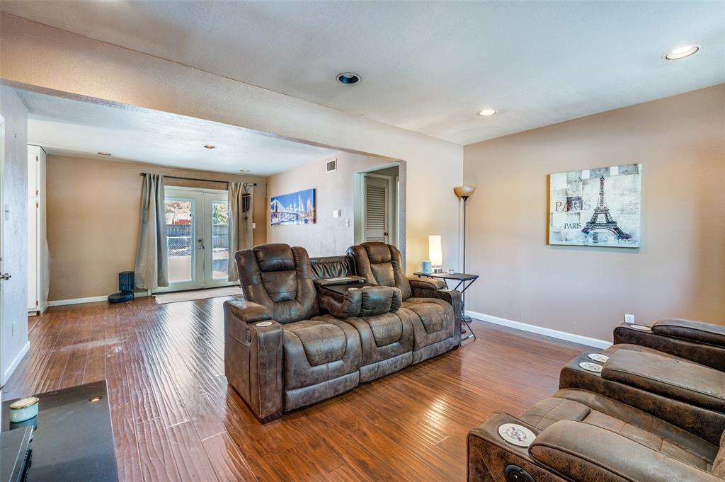 2605 Carten Street Fort Worth, TX 76112 - Photo 4 of 13