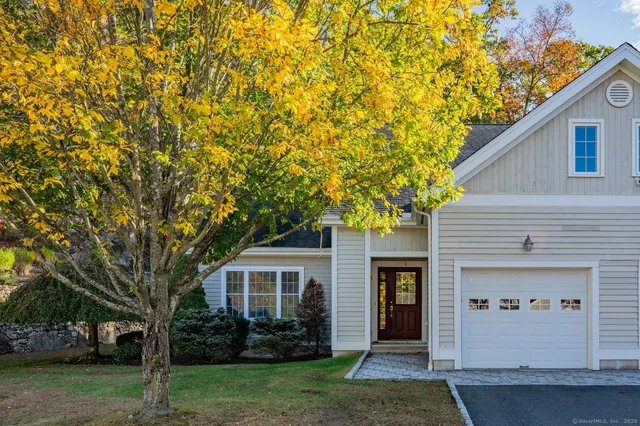 $3,700 | 101 Church Road, Unit 8, Southbury, CT 06488