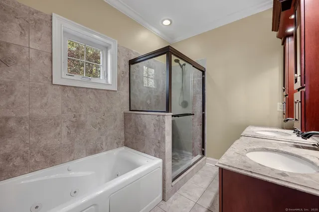 $3,700 | 101 Church Road, Unit 8, Southbury, CT 06488