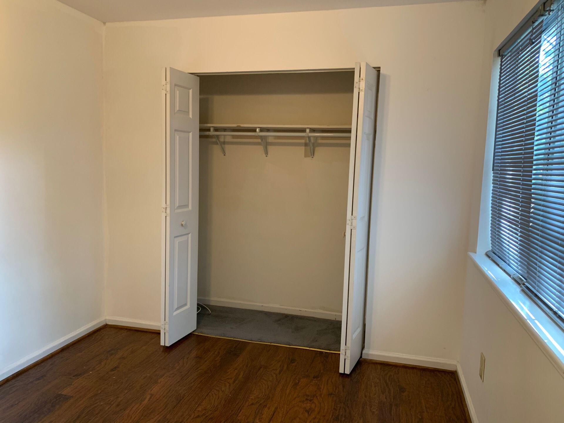 1979 Tison Lane Mount Pleasant, SC 29464 - Photo 4 of 33 4AD63175-0568-424B-8B4E-EFC0E449E3CE