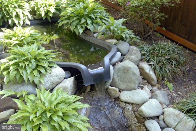 15800 Bond Mill Road Laurel, MD 20707 - Photo 13 of 30 Terraced Pond